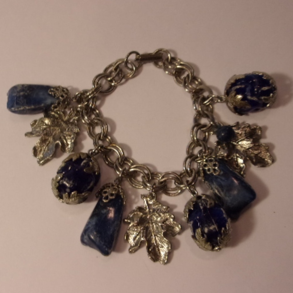 Vtg Chunky Blue Bead Silver Tone Dangle Bracelet